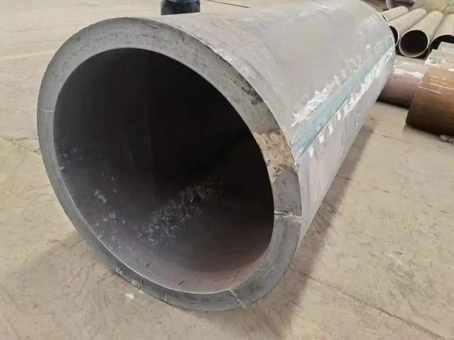 白塔30CrMo大口径无缝钢管